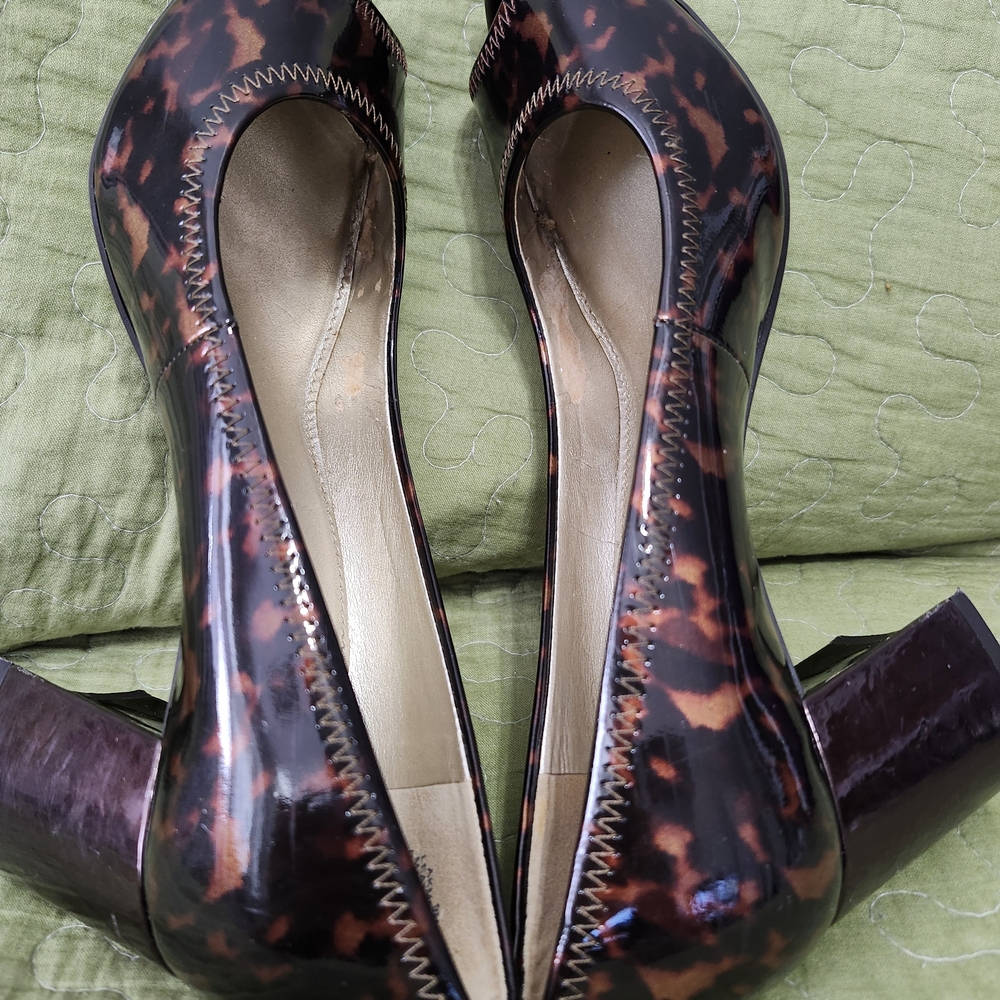 Anne Klein Tortoiseshell Patterned Heels - image 1